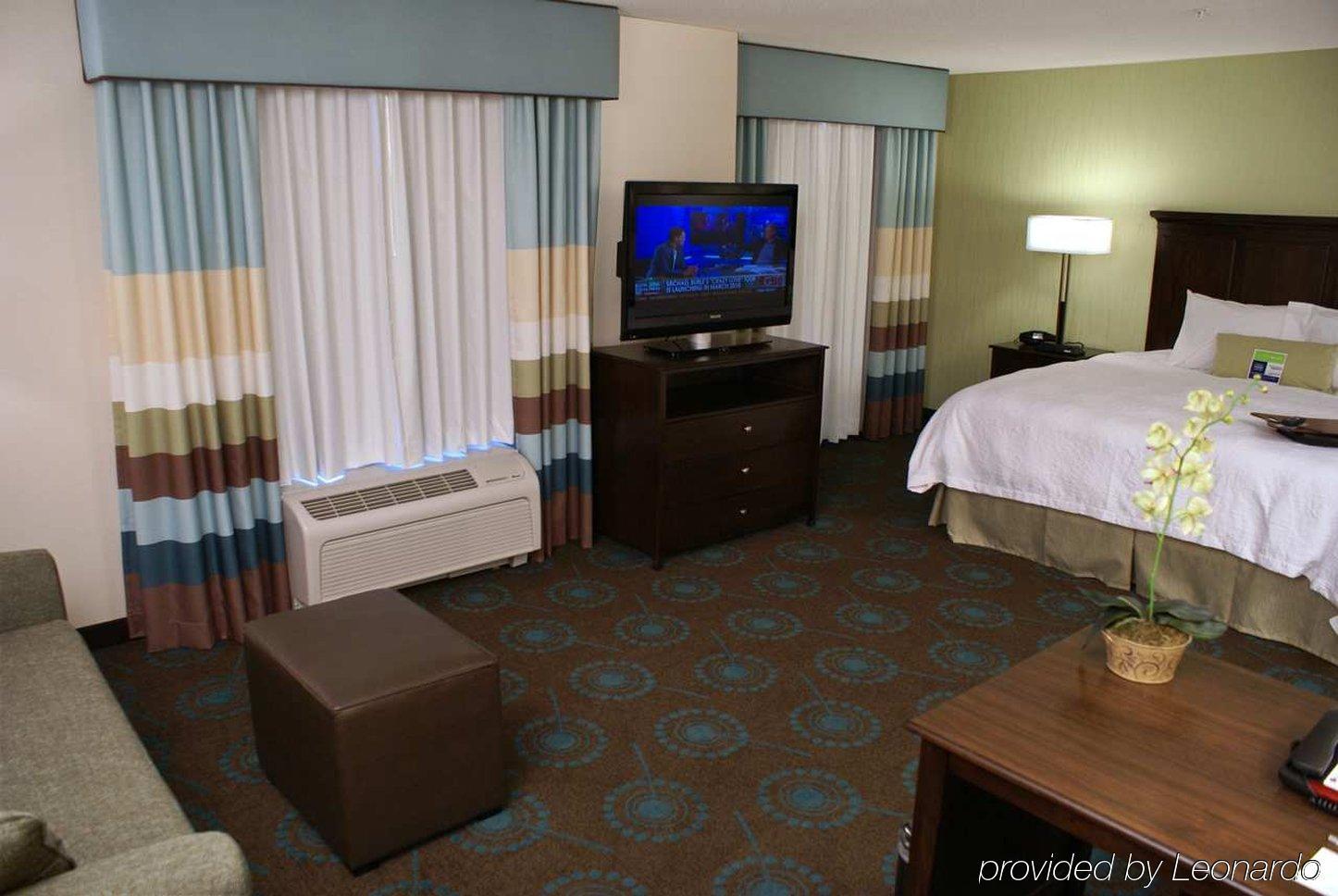 Hampton Inn & Suites Suisun City Waterfront Pokoj fotografie