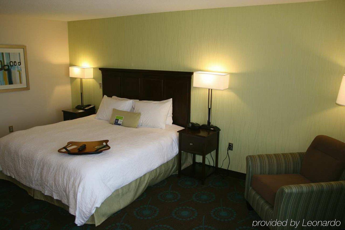 Hampton Inn & Suites Suisun City Waterfront Pokoj fotografie