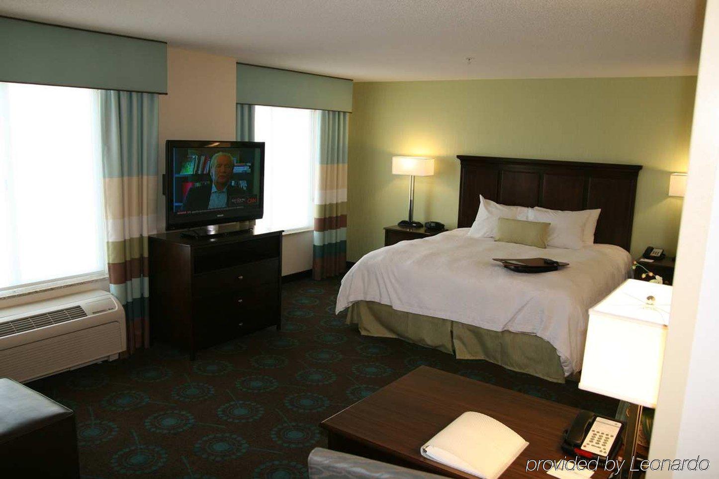 Hampton Inn & Suites Suisun City Waterfront Pokoj fotografie