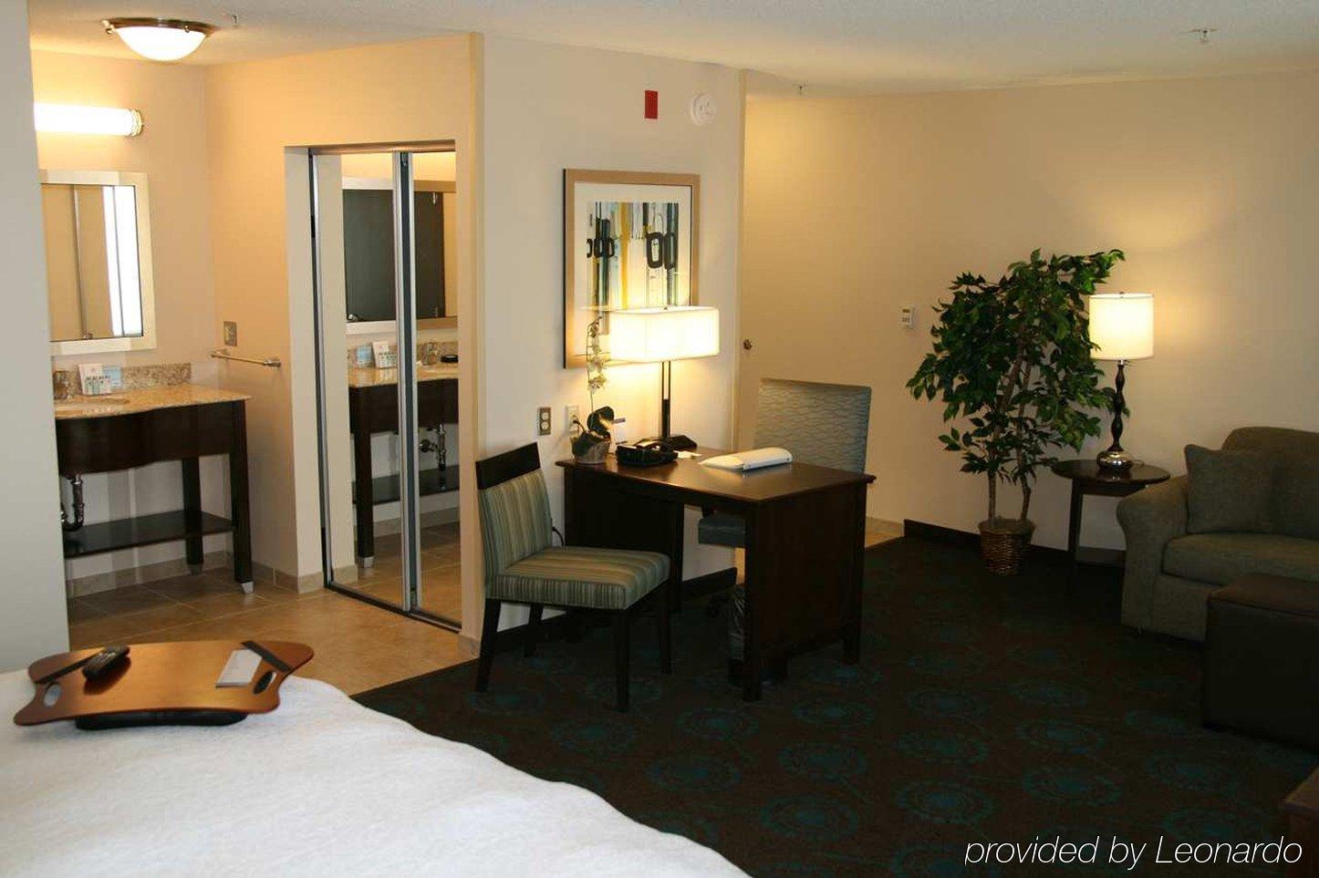 Hampton Inn & Suites Suisun City Waterfront Pokoj fotografie